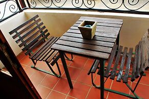 By the Way Guesthouse