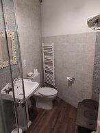 Logis Hôtel Restaurant Le Cheval Blanc