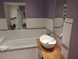 Logis Hôtel Restaurant Le Cheval Blanc