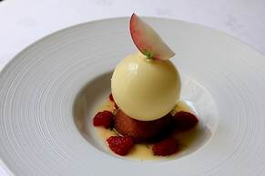 Logis Hôtel Restaurant Le Cheval Blanc