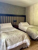 Bahia Paraiso Apart & Suites