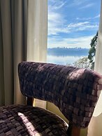 Bahia Paraiso Apart & Suites