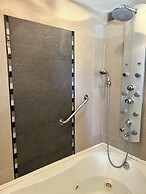 Bahia Paraiso Apart & Suites