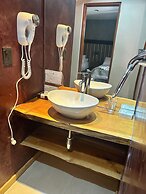 Bahia Paraiso Apart & Suites