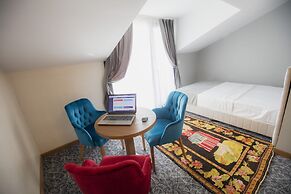 Royal Inci Airport Hotel