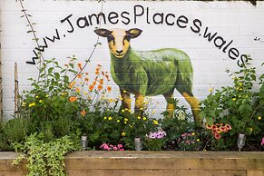 James Place @ Brynawel