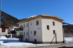 Hotel Al Rom