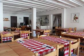Hotel Al Rom