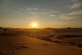 Kanaan N/a'an ku sê Desert Retreat