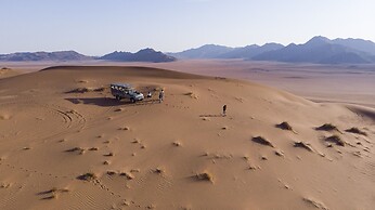 Kanaan N/a'an ku sê Desert Retreat