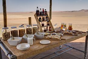 Kanaan N/a'an ku sê Desert Retreat