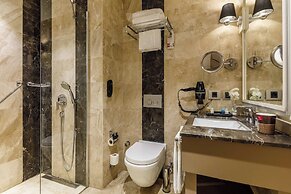 Ramada by Wyndham Istanbul Golden Horn