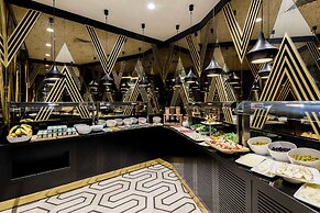 Ramada by Wyndham Istanbul Golden Horn