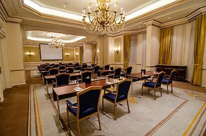 Al Aziziyah Boutique Hotel By The Torch