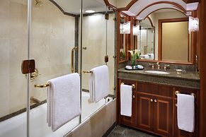 Al Aziziyah Boutique Hotel By The Torch