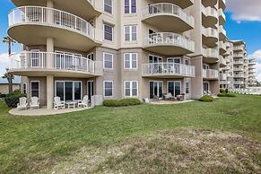 Ocean Place Condo with Direct Access to the Beach by RedAwning