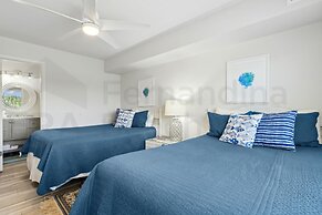 Oceanside Townhouse with Ocean View and Access to the Deck by RedAwnin