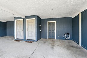 Oceanside Townhouse with Ocean View and Access to the Deck by RedAwnin