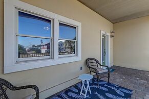 Pet Friendly Condo with Private Parking and Elevator by RedAwning