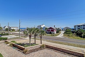 Pet Friendly Condo with Private Parking and Elevator by RedAwning