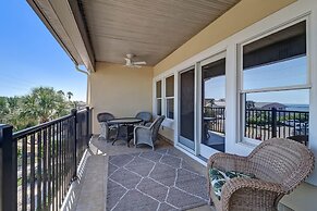 Pet Friendly Condo with Private Parking and Elevator by RedAwning