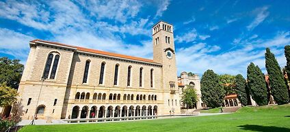 St Catherine's on Park