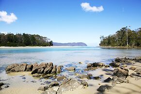 Bruny Island Lodge