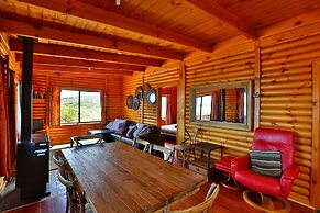 Cloudy Bay Cabin