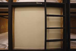 The Bay Guesthouse - Hostel