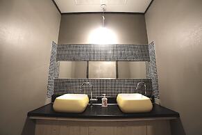 The Bay Guesthouse - Hostel