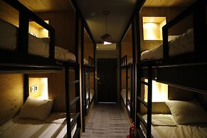 The Bay Guesthouse - Hostel