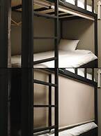 The Bay Guesthouse - Hostel