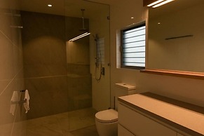 Koko's Beach House 3