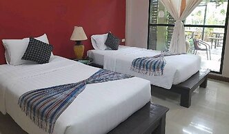 Sawasdee River Kwai Lodge