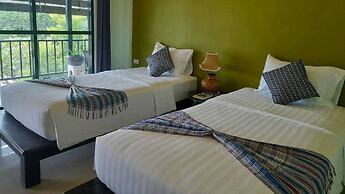 Sawasdee River Kwai Lodge