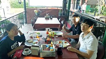 Sawasdee River Kwai Lodge