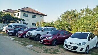 Sawasdee River Kwai Lodge