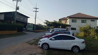 Sawasdee River Kwai Lodge