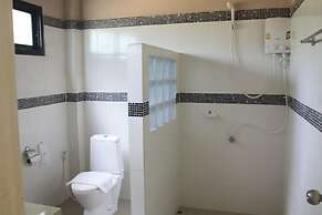 Sawasdee River Kwai Lodge