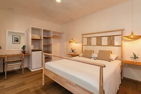 Beau Vallon Bungalows