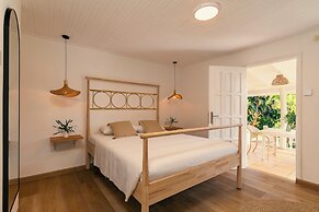 Beau Vallon Bungalows