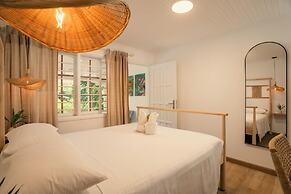 Beau Vallon Bungalows