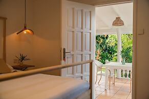 Beau Vallon Bungalows