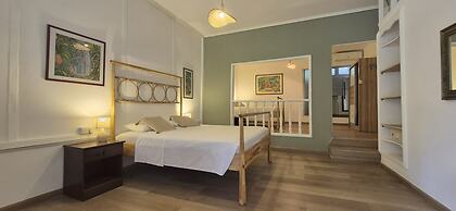 Beau Vallon Bungalows