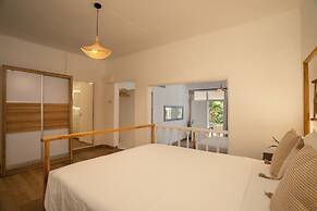 Beau Vallon Bungalows
