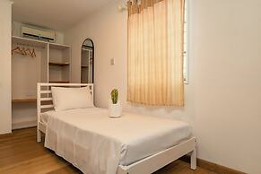 Beau Vallon Bungalows