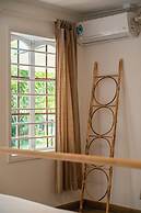 Beau Vallon Bungalows
