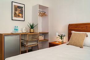 Beau Vallon Bungalows