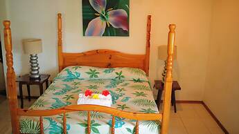 Beau Vallon Bungalows