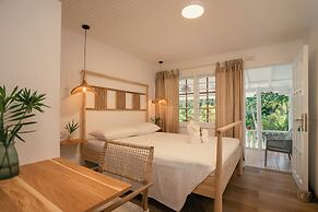 Beau Vallon Bungalows
